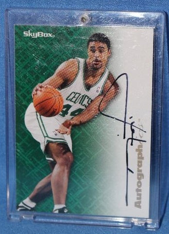 1996 Rick Fox Skybox Autographics Autographed Basketball Card