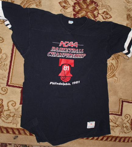 Vintage 1981 Indiana University NCAA Basketball Champions T-Shirt