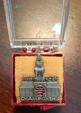 1981 NCAA Basketball Final Four Media Press Pin w/box